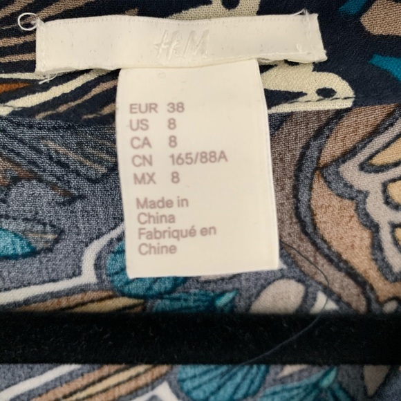 H&M Patterned Maxi Drees - Picture 8 of 8